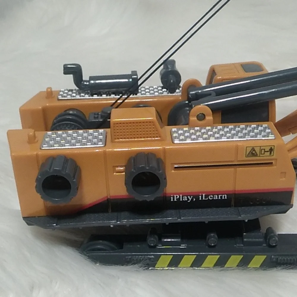 (X-96) CAT Caterpillar 611 Die Cast Scraper & Hard Plastic Crane 02 Bundle